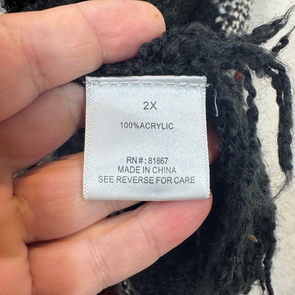 Olivia Sky Poncho Womens Size 2X Turtleneck Black Striped Cabincore Comfy Soft - Picture 3 of 6